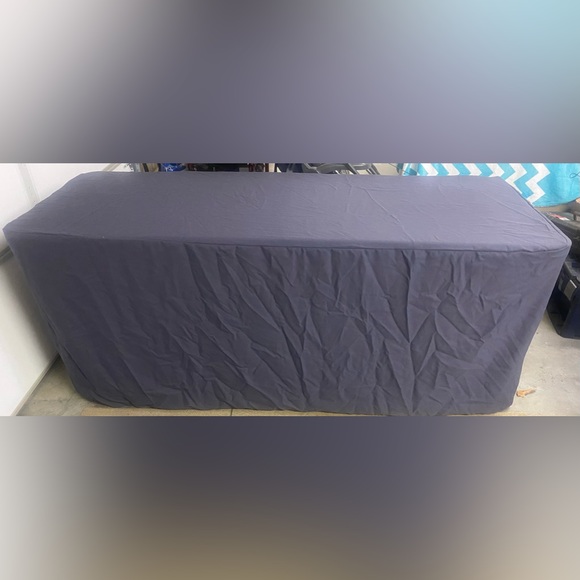 Table cloth 6 foot rectangular gray - Picture 1 of 2